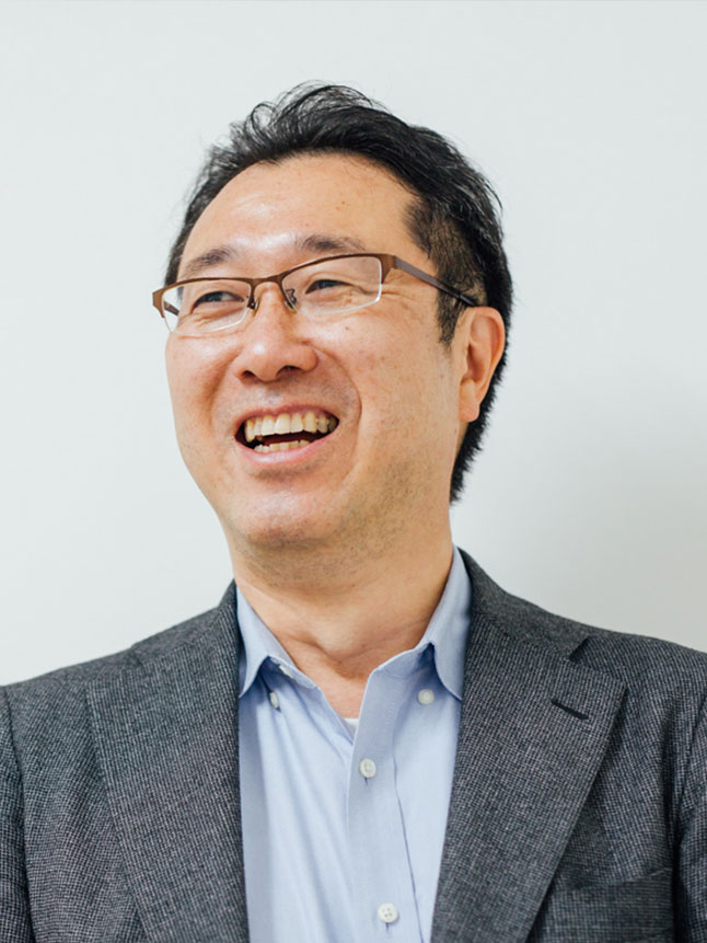藤田　利之　氏